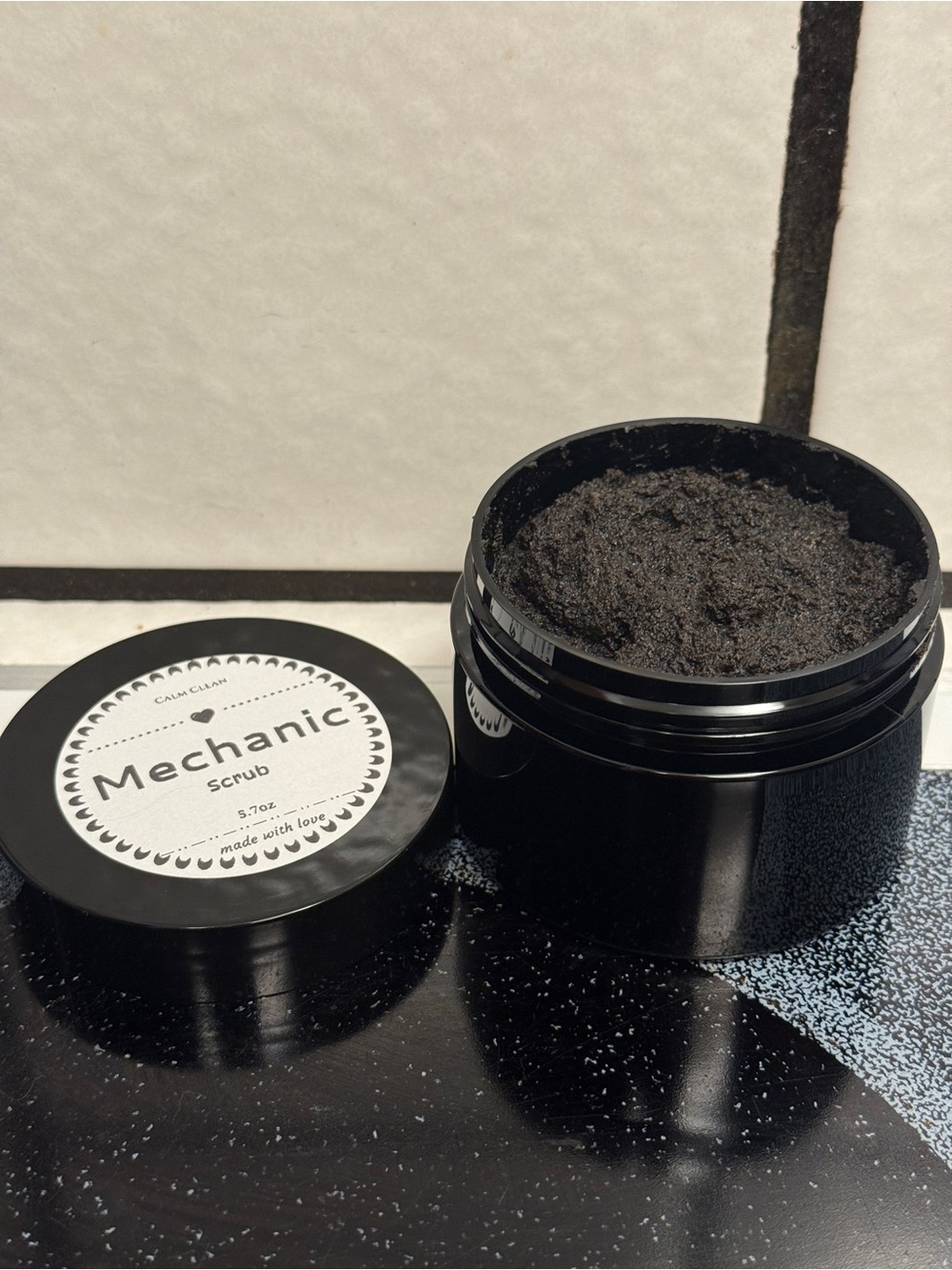 CALM CLEAN MYSTERY BOX - Picture 3 of 5